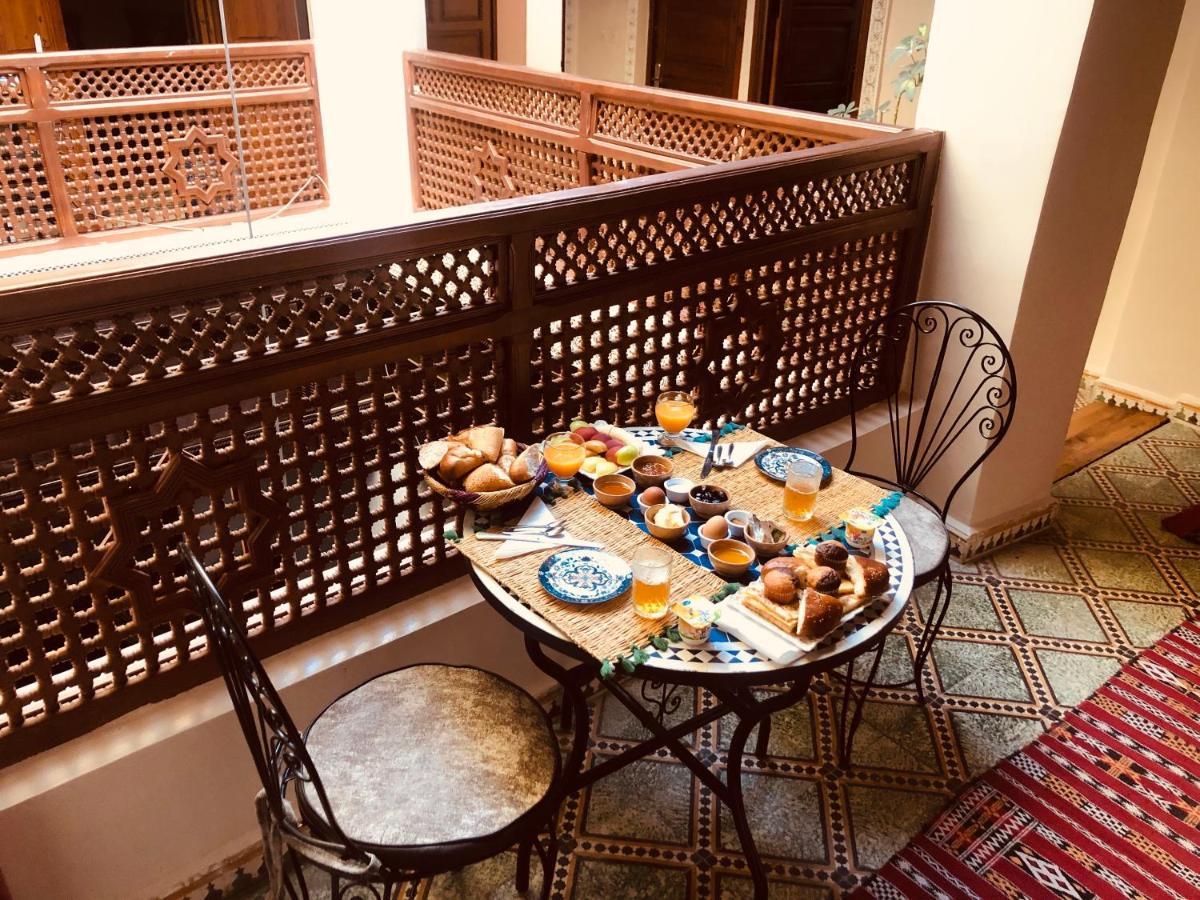 Famille Fahym Appartement Fez Buitenkant foto